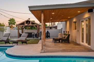 Modern & Pristine With Private Heated Pool, Fire Pit, & Minutes to Old Town!