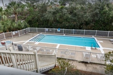 Legendary Vacation at Legends of Santa Rosa Beach....Free Golf!