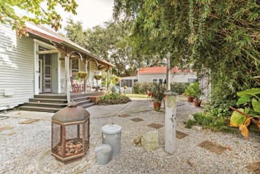 Bywater Home With Garden | Walk to French Quarter!