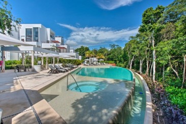 Luxe Tao Riviera…