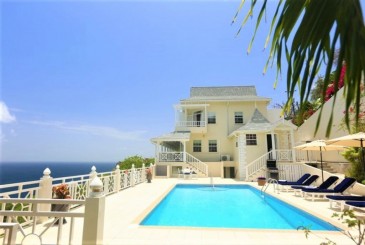Brise De Mer- luxury 4 bedroom Oceanfront Villa