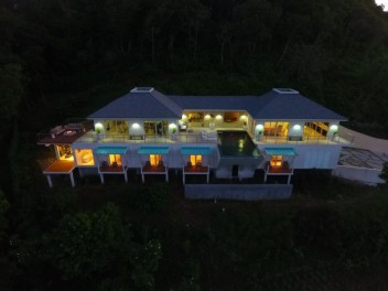 Serenity - Luxury 4 Bedroom Villa