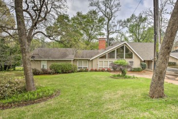 Custom Home on Lake Athens!