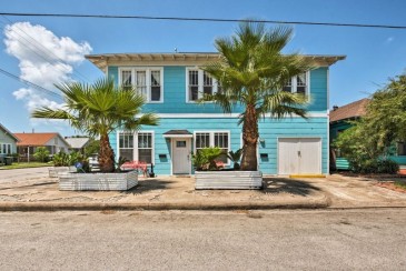 Updated Galveston Home