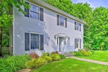 Traditional Lenox Home, Walk to Downtown & Dining!