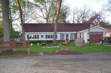 Lake Cottage At Vineyard lake