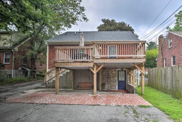 Garden-Level Lexington