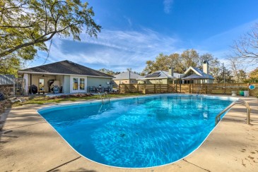 Bay St Louis Getaway And Stay At This Cozy Vacation Rental