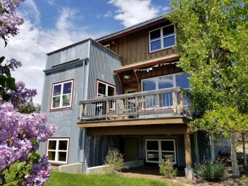 A Special House With Wood Floors, Lots Of Light, And Very Pretty Furnishings!