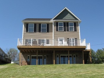 A New Dock Waterfront House
