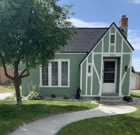 Jacki Lynn's Idaho Falls Cottage!