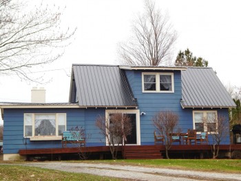 Lakefront 3 Bedroom House