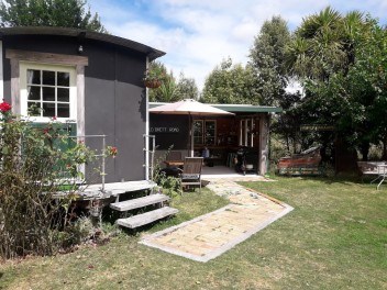 Shepard's Hut Cabin…