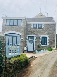 Tenby Cottage By The Sea