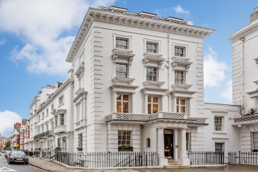 An Extremely Spacious…