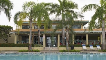 Sandy Cove - Three Bedroom Apartment, Sleeps 8