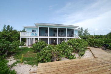 Bita Breeze - Beautiful Beachfront Home on Green Turtle Cay