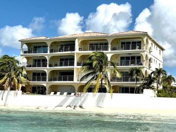 SIMPSON BAY BEACH…
