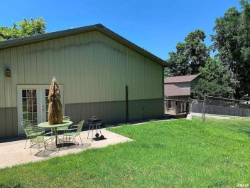 Pole barn house