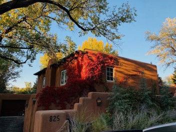 Spanish Pueblo Style Elegance in the Heart of Santa Fe
