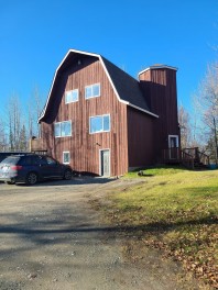 Large 20-25 Bed Residence Centrally Located