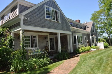 Eagle's Neck 10 acre Private Waterfront Compound, Ideal for families