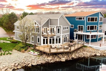 Waterfront 3Bed 3Bath Home