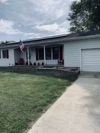 3 Bedroom house, sleeps 12, with out traffic 2 Miles from Ocean City Boardwalk.
