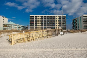 BEACH VIEW ! 3…