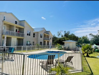 Fun Condo! Minutes…