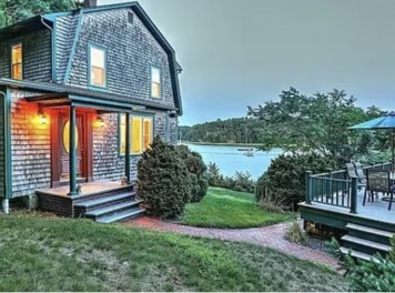 Waterfront 4-bedroom,…