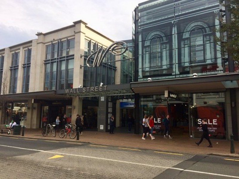 Wall Street Mall