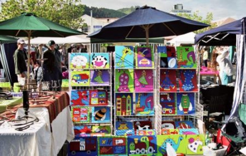 Monty's Sunday Market 