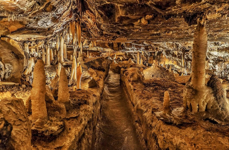 Ohio Caverns