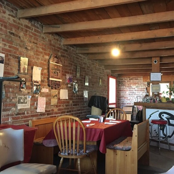 Elisa’s House of Pies and Restaurant