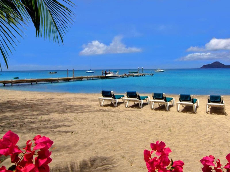 Oualie Beach