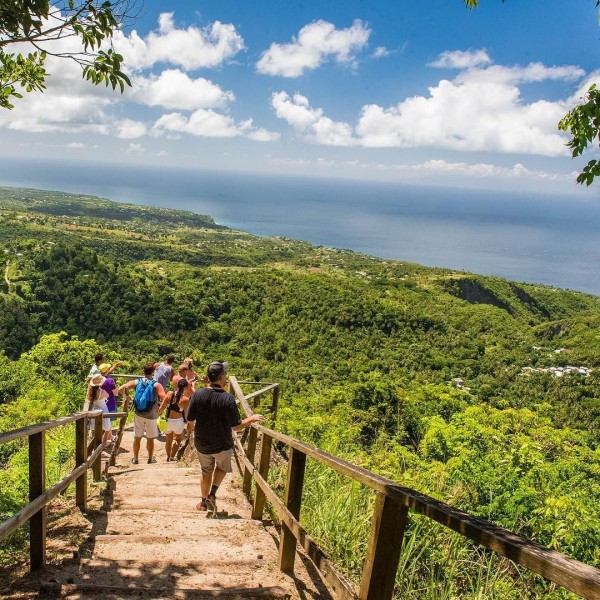 Hiking the Tet Paul Nature Trail