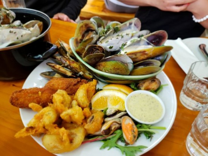 The Mussel Pot Restaurant
