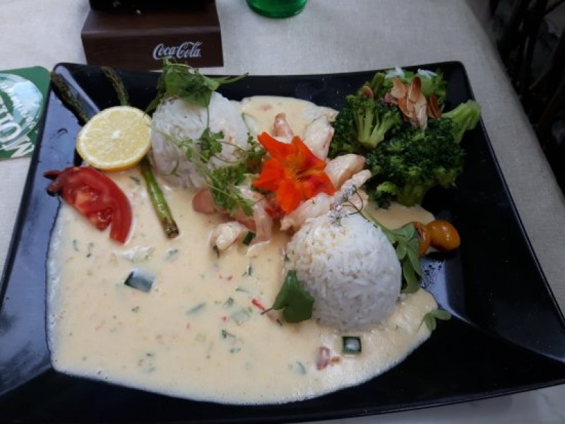 Cooky's Bar-Restaurant