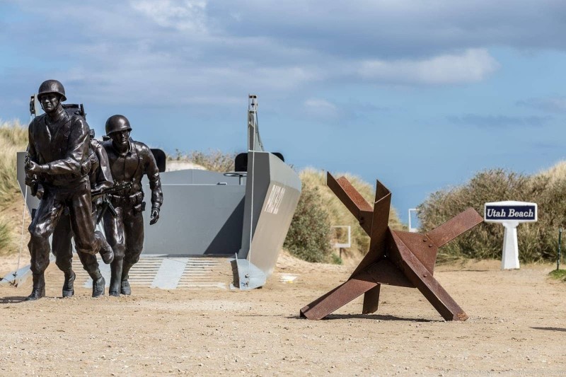 Utah & Omaha Beaches D-Day Group Tour