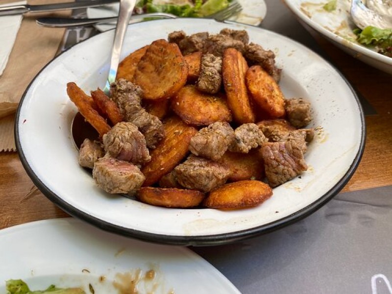 Presveia Restaurant Meze