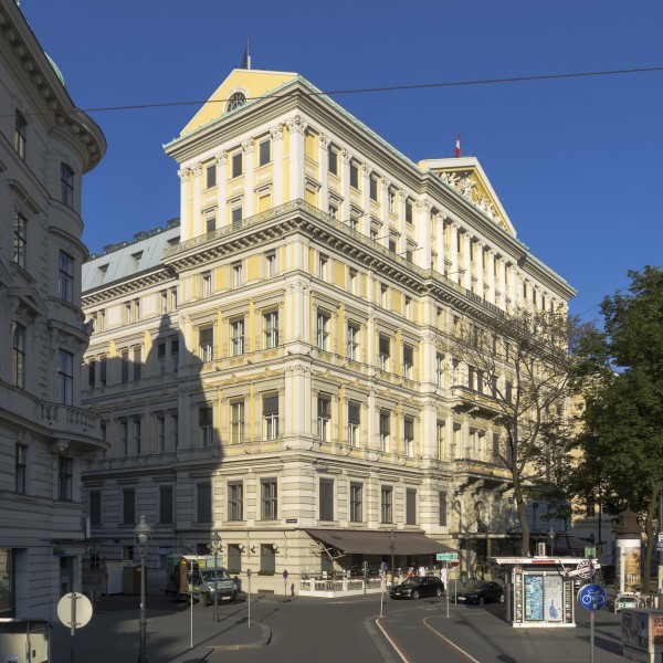 Café Imperial