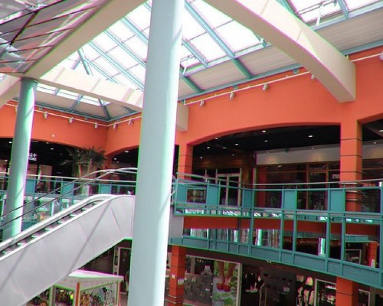 Shopping Mall of Cluny